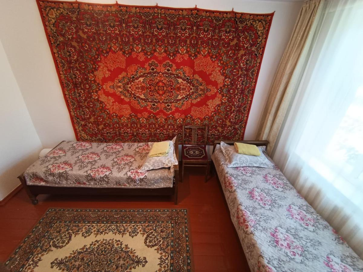 Meerim Guest House Bokonbayevo エクステリア 写真