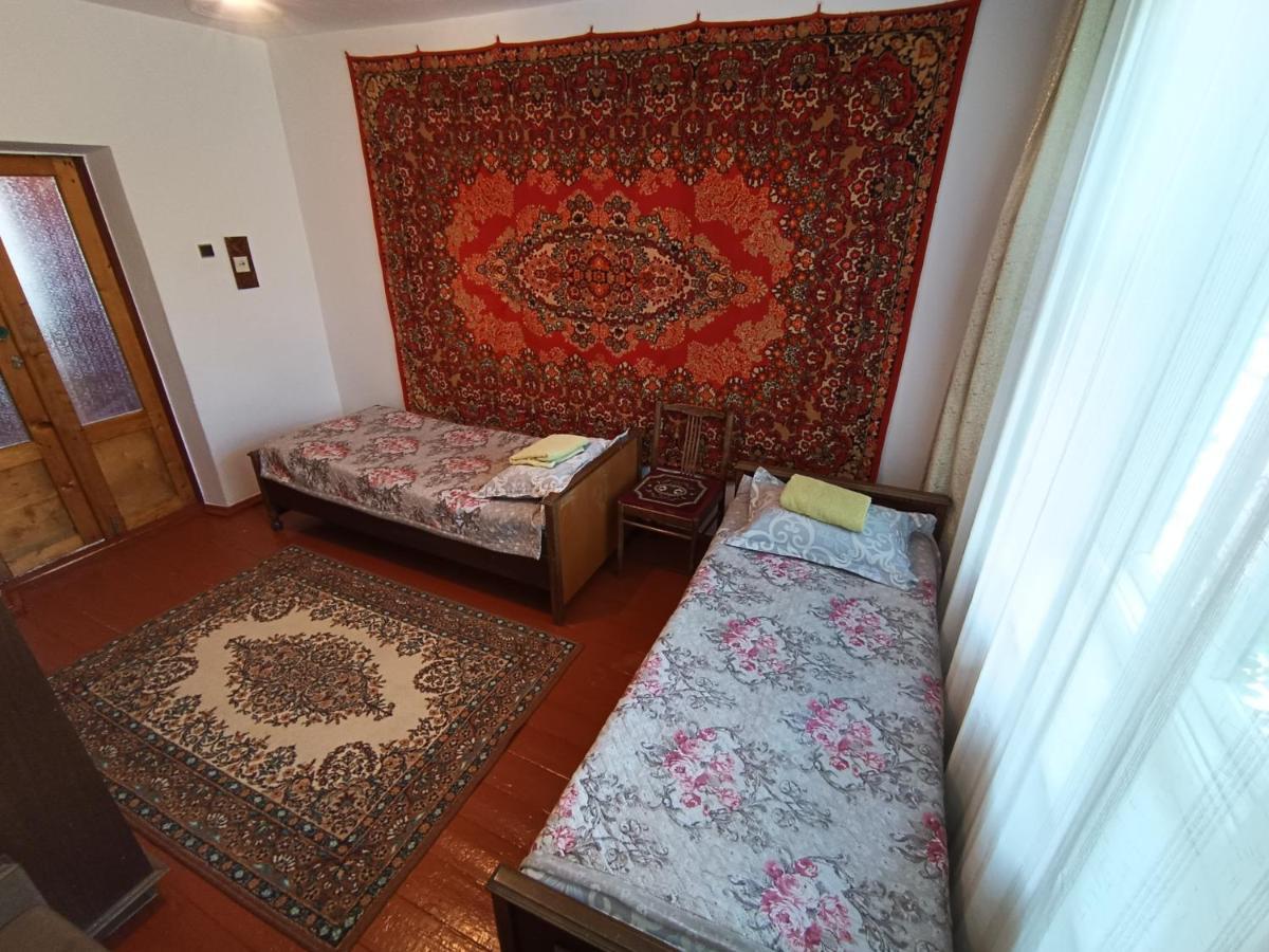 Meerim Guest House Bokonbayevo エクステリア 写真