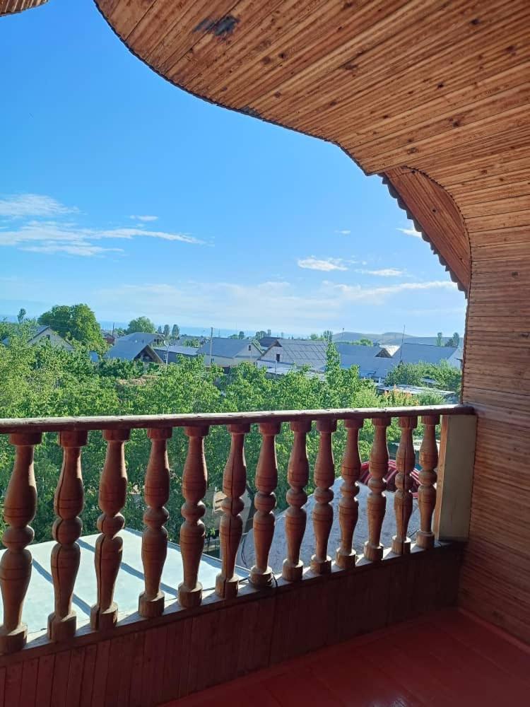 Meerim Guest House Bokonbayevo エクステリア 写真